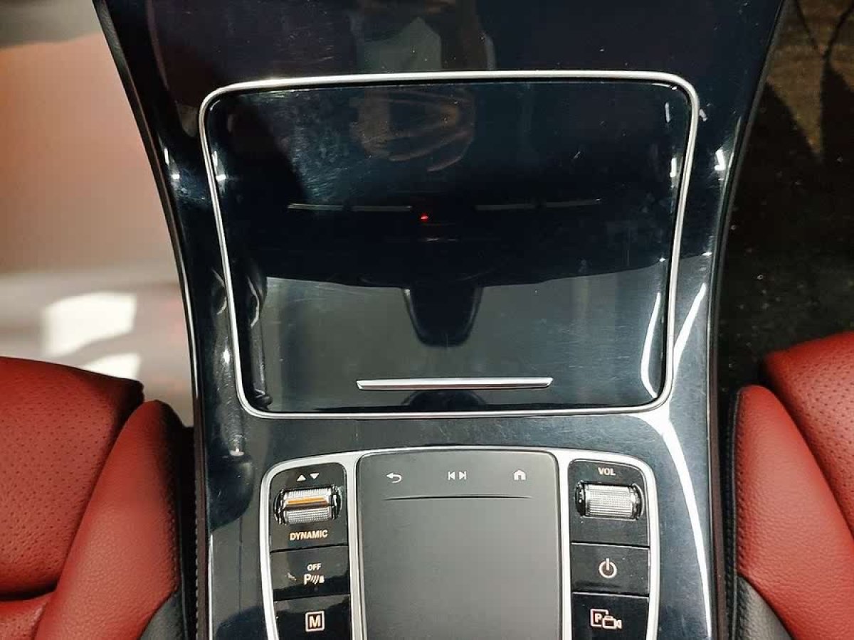 奔馳 奔馳GLC  2021款 GLC 260 4MATIC 轎跑SUV圖片