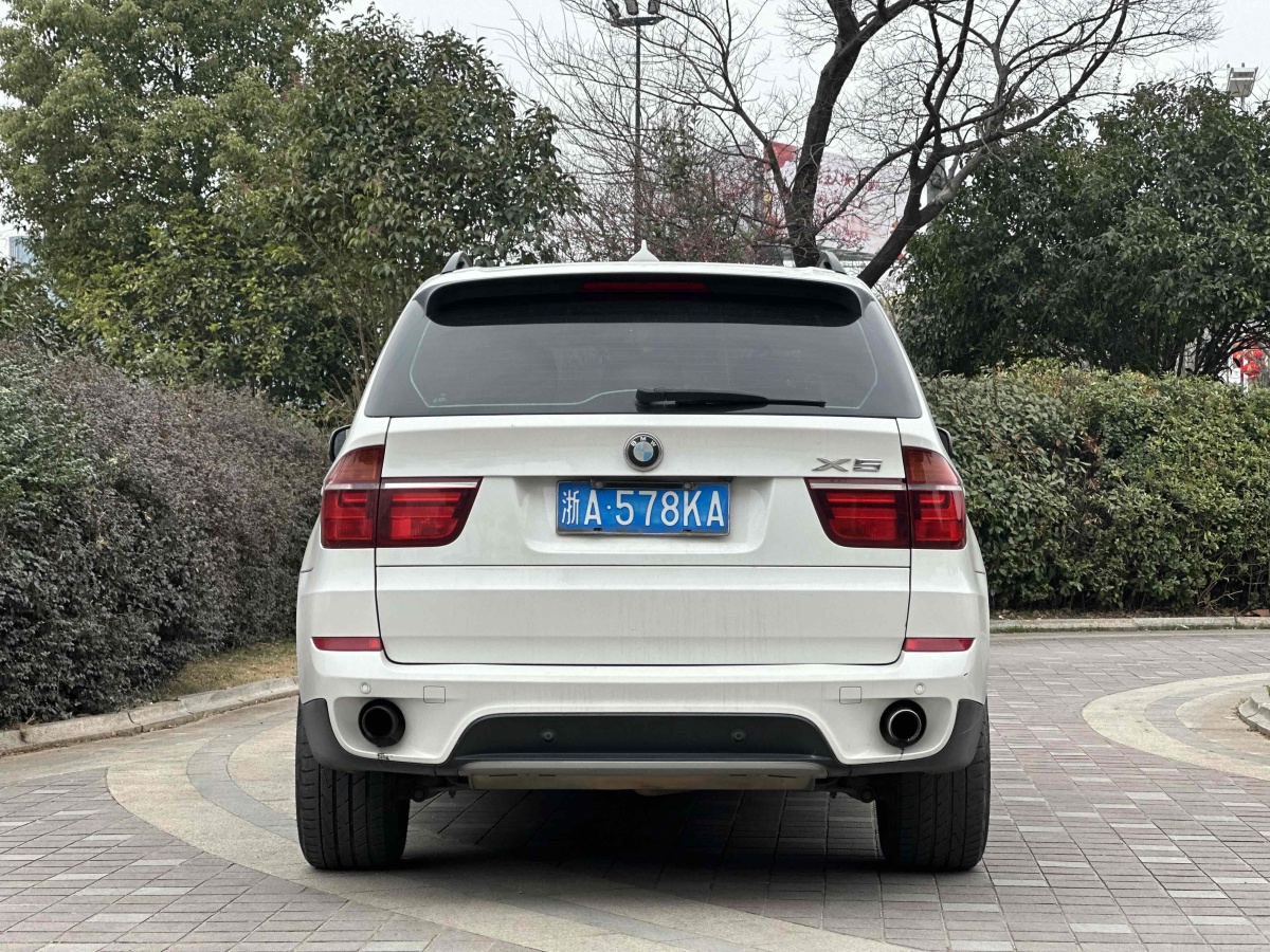 寶馬 寶馬X5  2011款 xDrive35i 領(lǐng)先型圖片