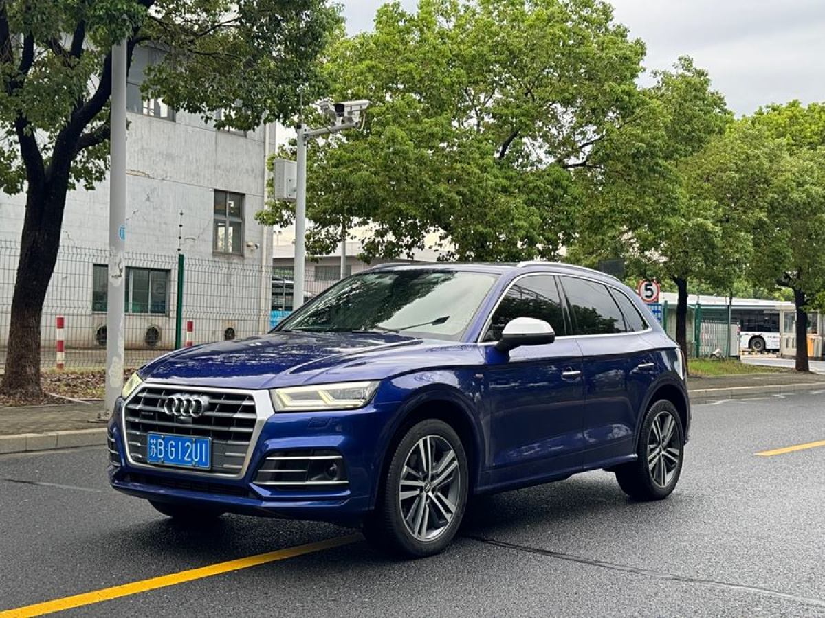 2018年9月奧迪 奧迪Q5L  2018款 45 TFSI 尊享豪華運(yùn)動型 國VI