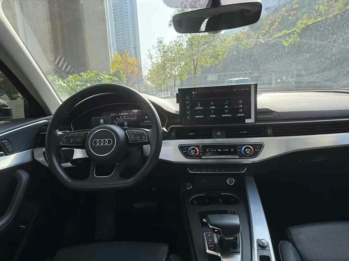 奧迪 奧迪A4L  2023款 40 TFSI 豪華動(dòng)感型圖片