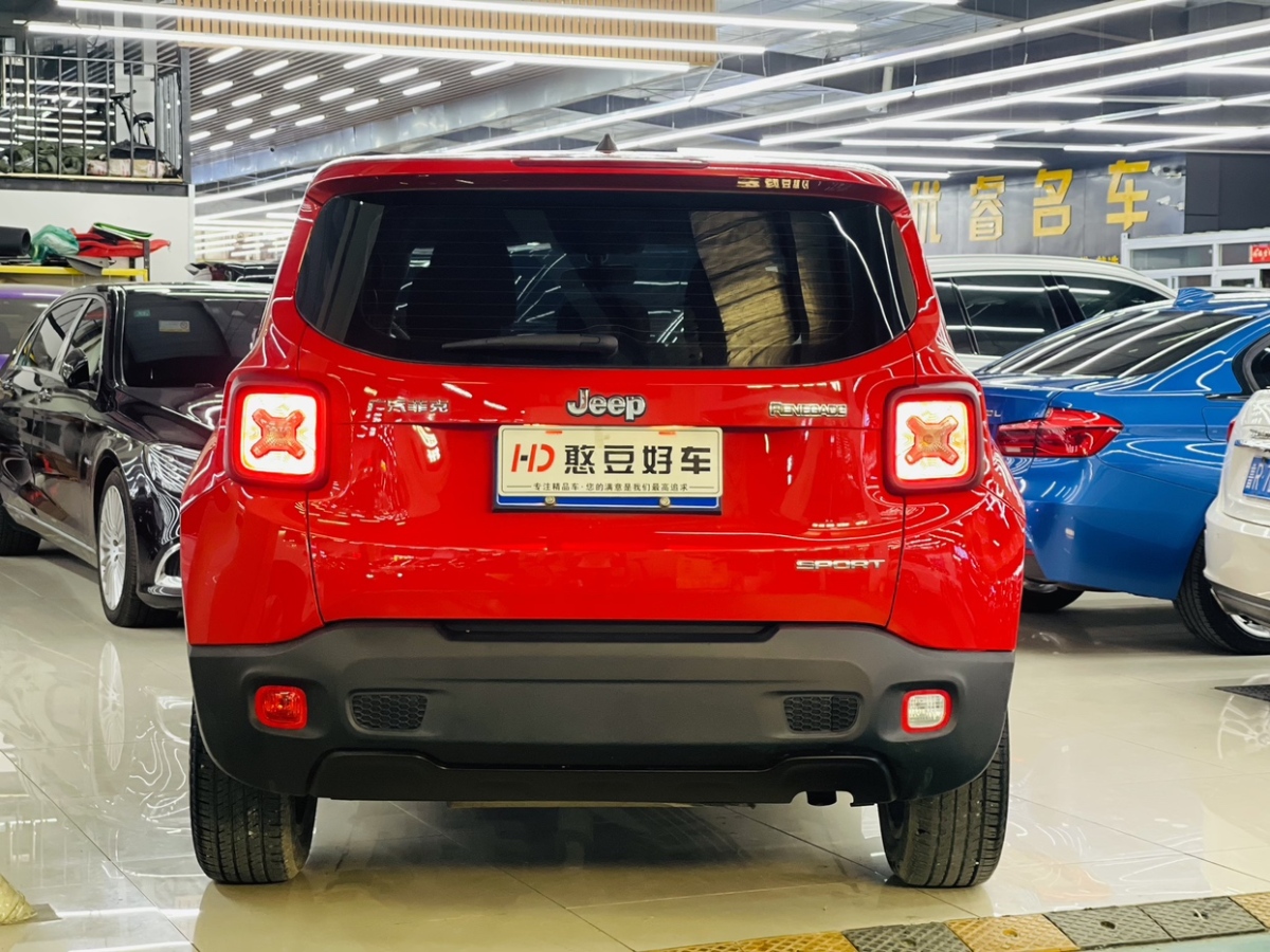 Jeep 自由侠  2017款 180T 手动动能版图片