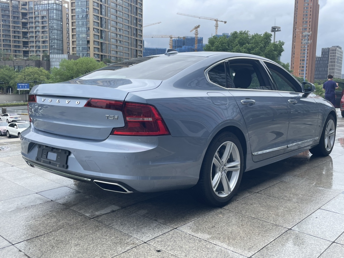 沃爾沃 S90  2019款 T5 智逸版圖片