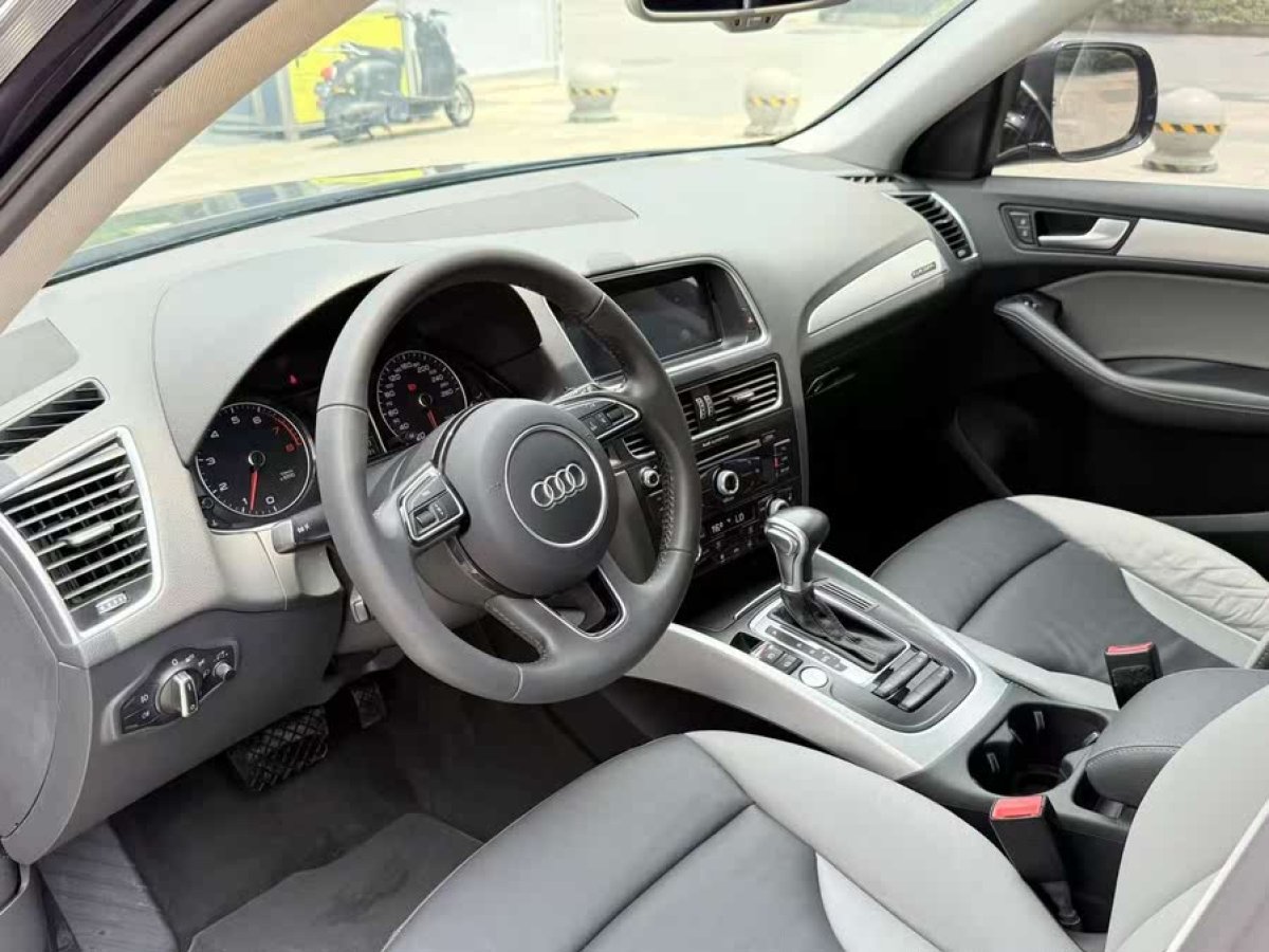 奧迪 奧迪Q7  2014款 40 TFSI 越野型圖片