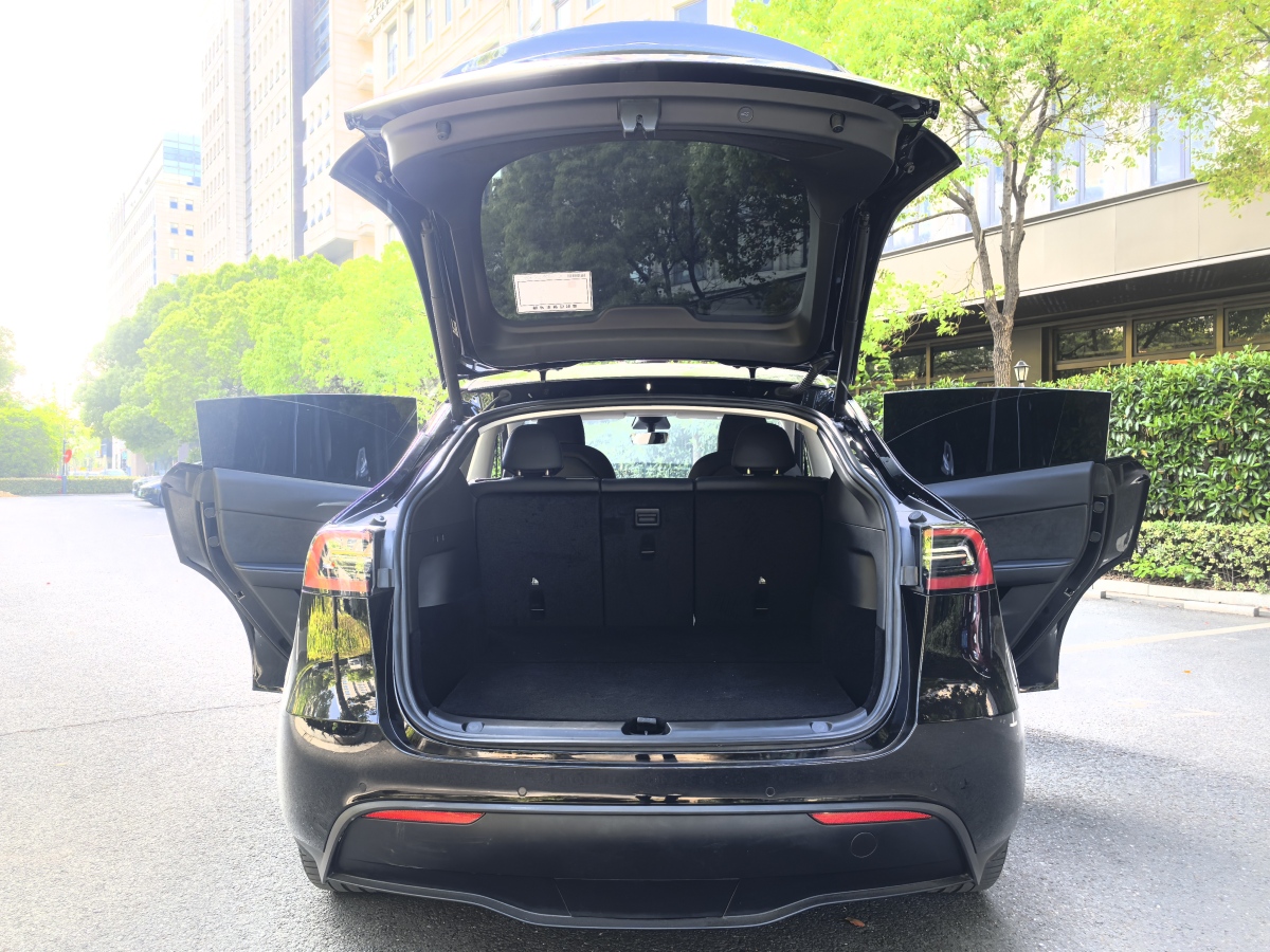 特斯拉 Model Y  2022款 改款 后輪驅(qū)動(dòng)版圖片