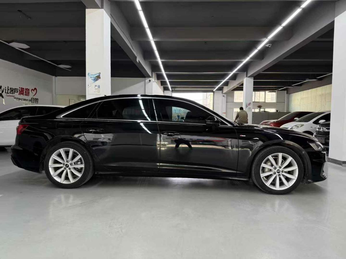 奧迪 奧迪A6L  2022款 40 TFSI 豪華動感型圖片