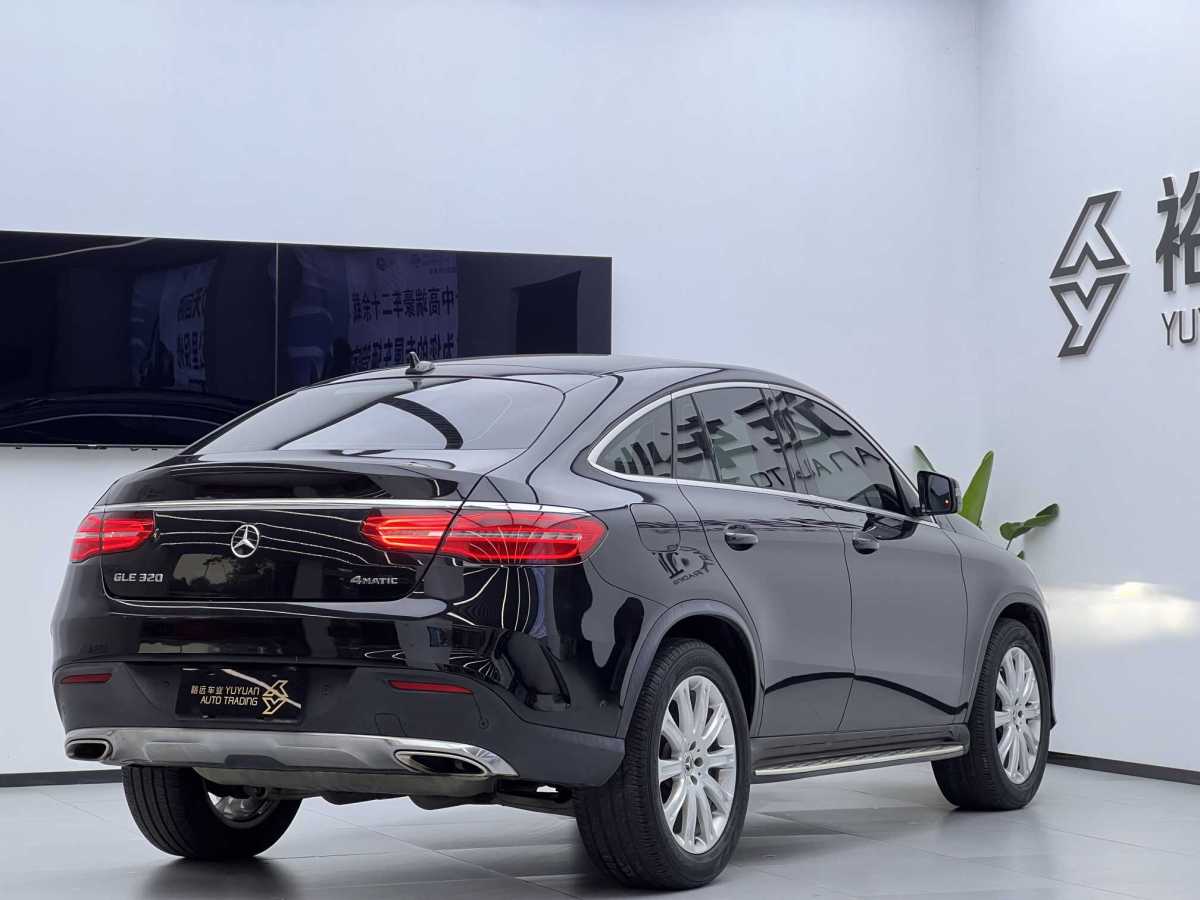 奔馳 奔馳GLE轎跑  2018款 GLE 320 4MATIC 轎跑SUV圖片