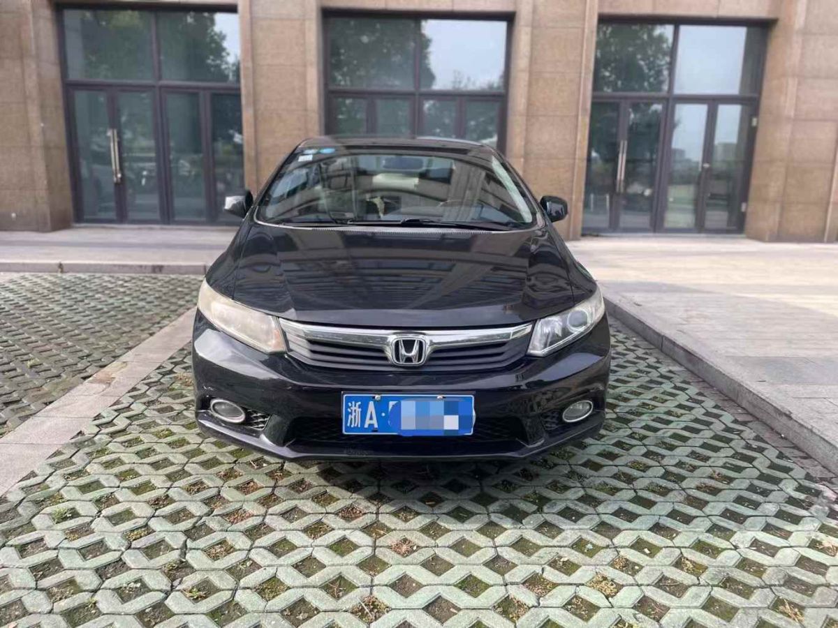 本田 思域  2012款 1.8 EXi Navi 舒適導(dǎo)航版圖片
