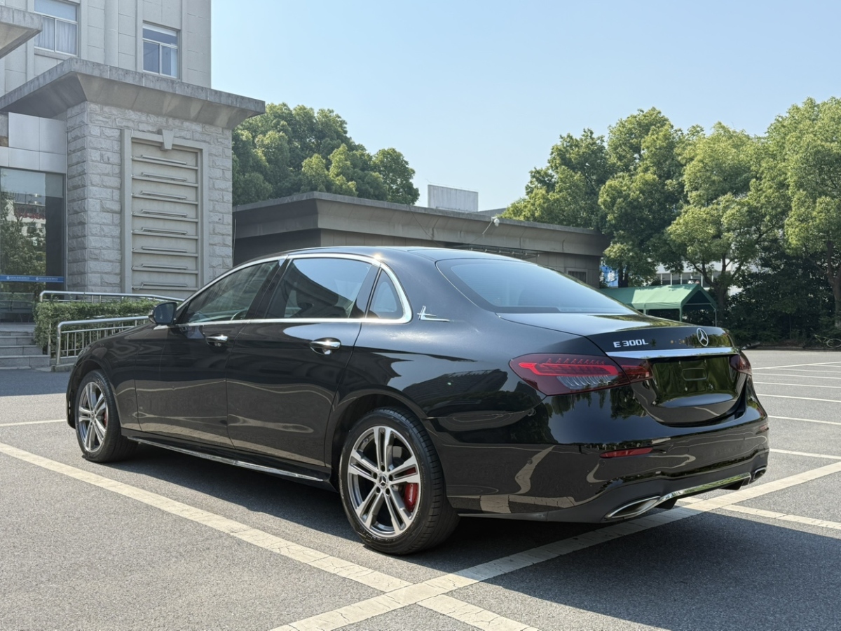 2021年4月奔馳 奔馳E級(jí)  2021款 改款 E 260 L