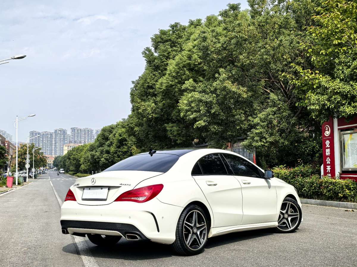 2015年11月奔馳 奔馳CLA級  2014款 CLA 260 4MATIC