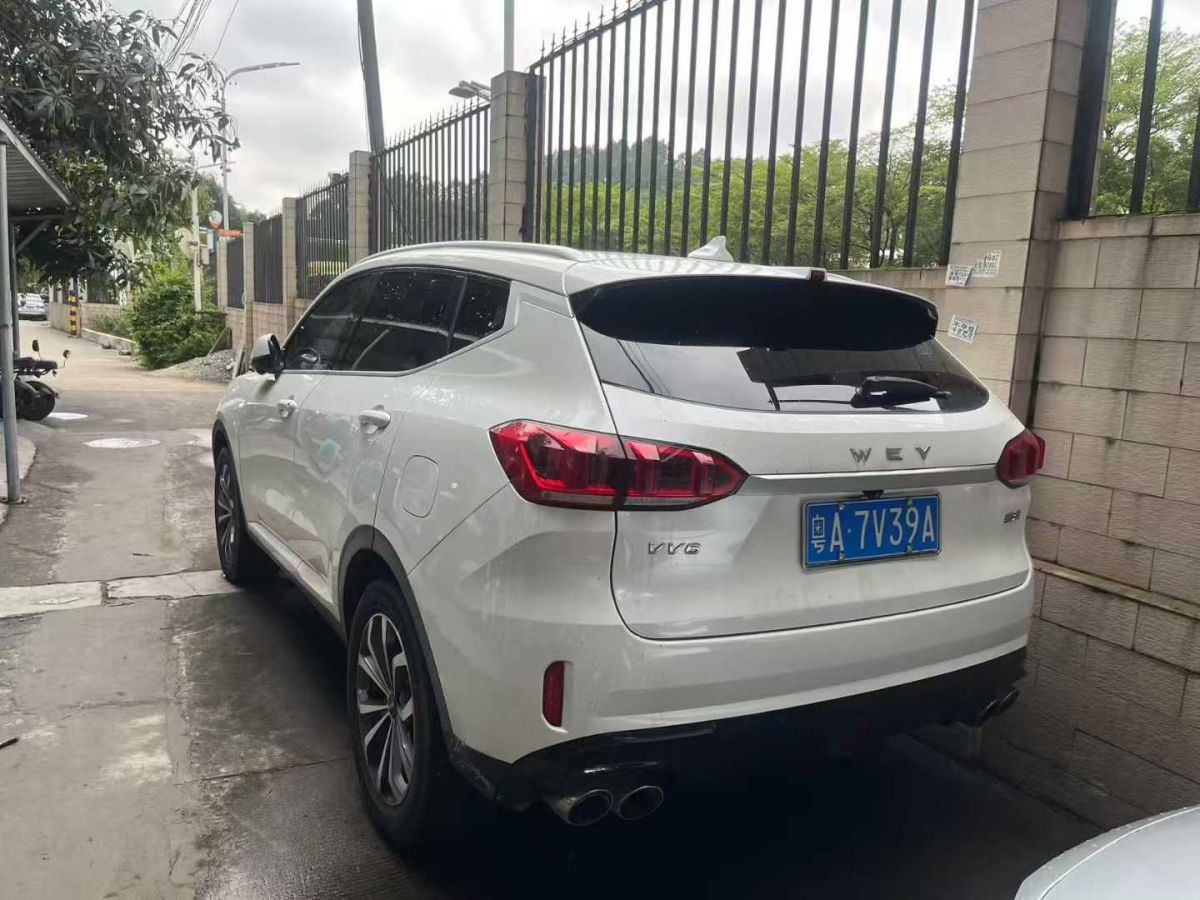 奔馳 奔馳A級(jí)  2020款 改款 A 180 L 運(yùn)動(dòng)轎車特殊配置圖片