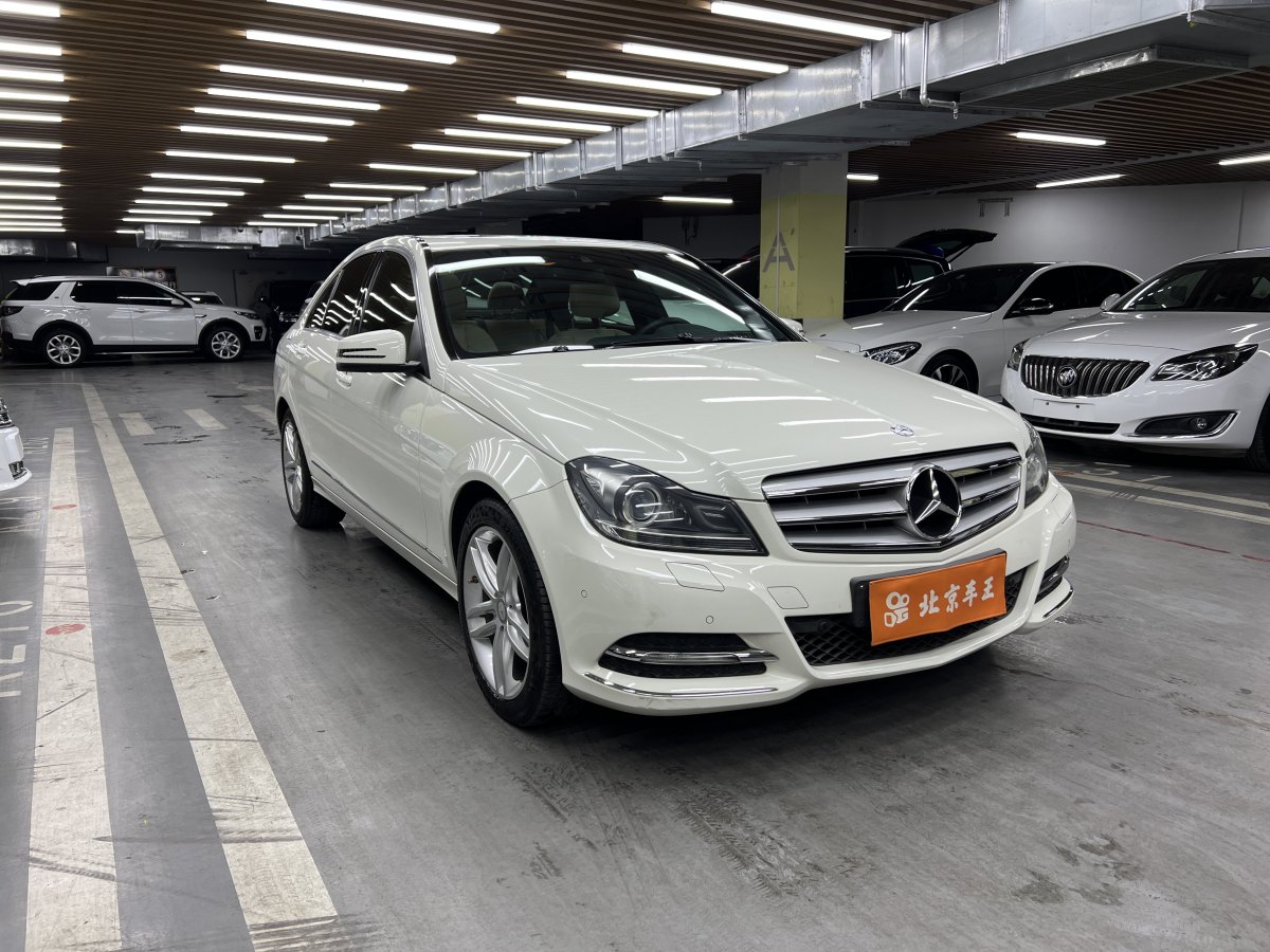 奔馳 奔馳C級  2011款 C 300 時尚型圖片