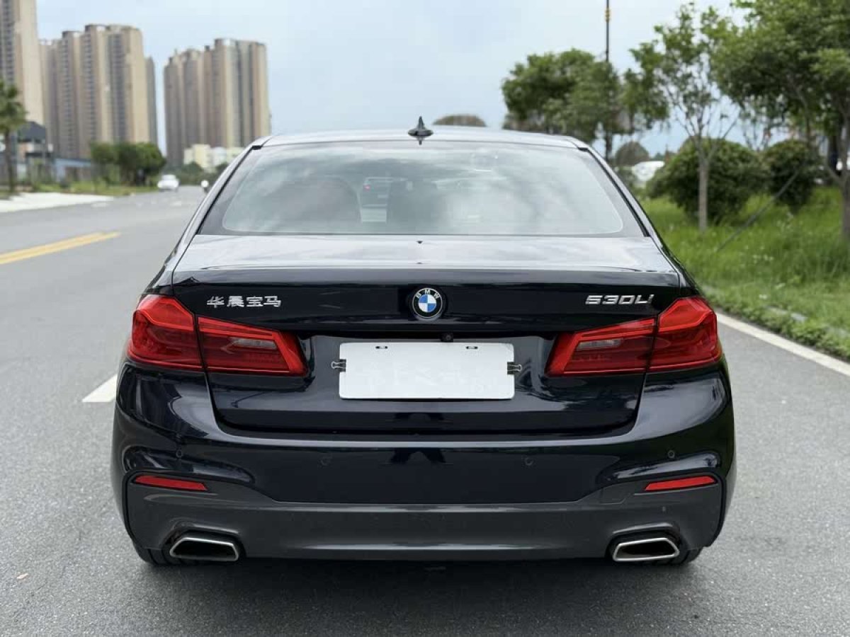 寶馬 寶馬5系  2020款 530Li 領(lǐng)先型 M運動套裝圖片