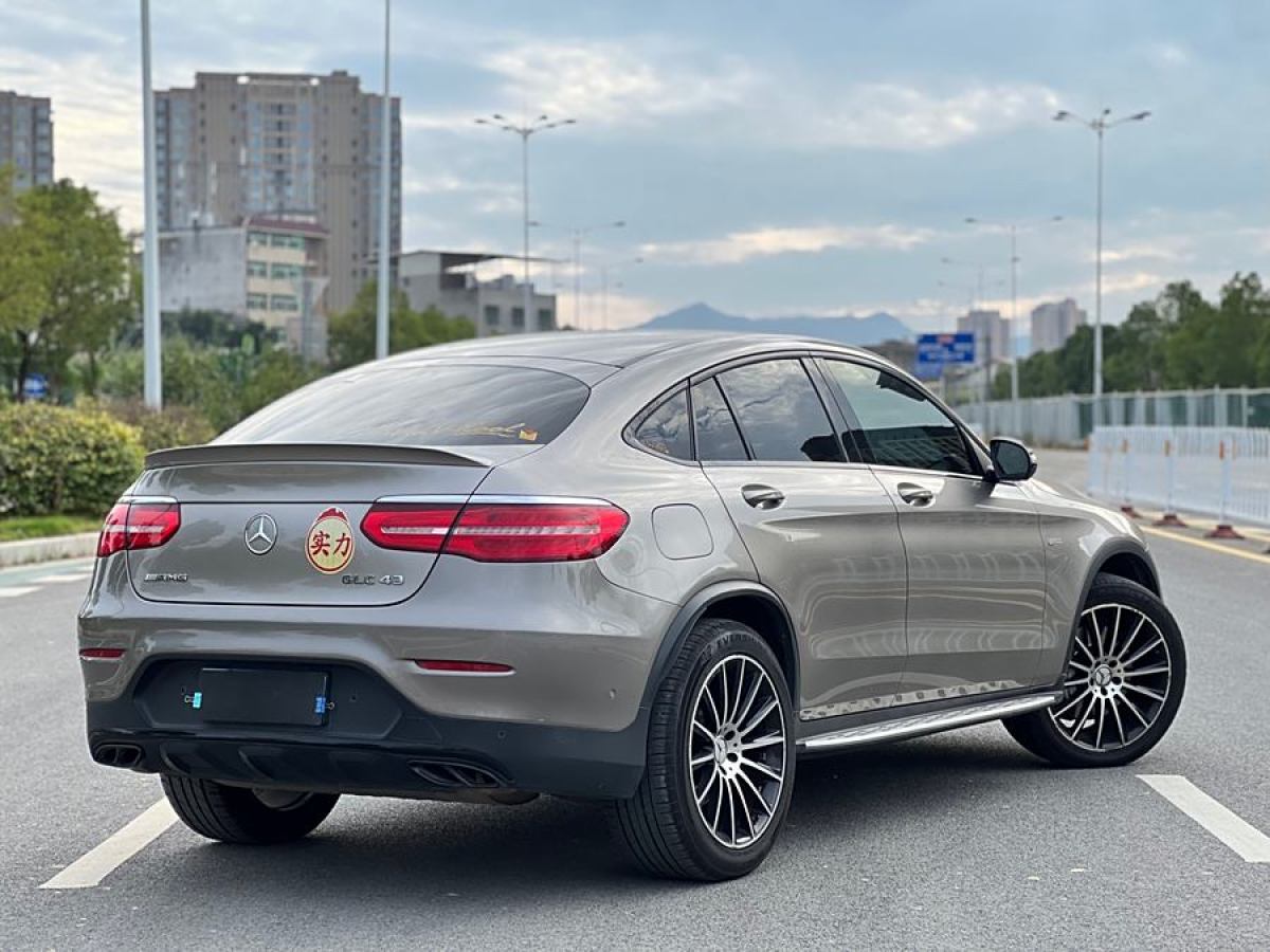 2019年3月奔馳 奔馳GLC轎跑 AMG  2017款 AMG GLC 43 4MATIC 轎跑SUV