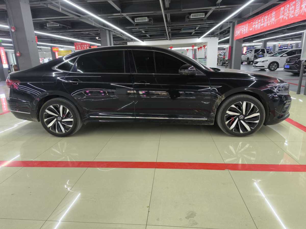 大眾 帕薩特  2022款 330TSI 尊貴版圖片