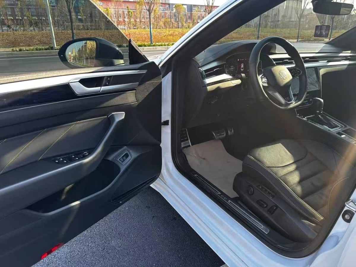 大眾 一汽-大眾CC  2023款 改款 380TSI 奪目版圖片