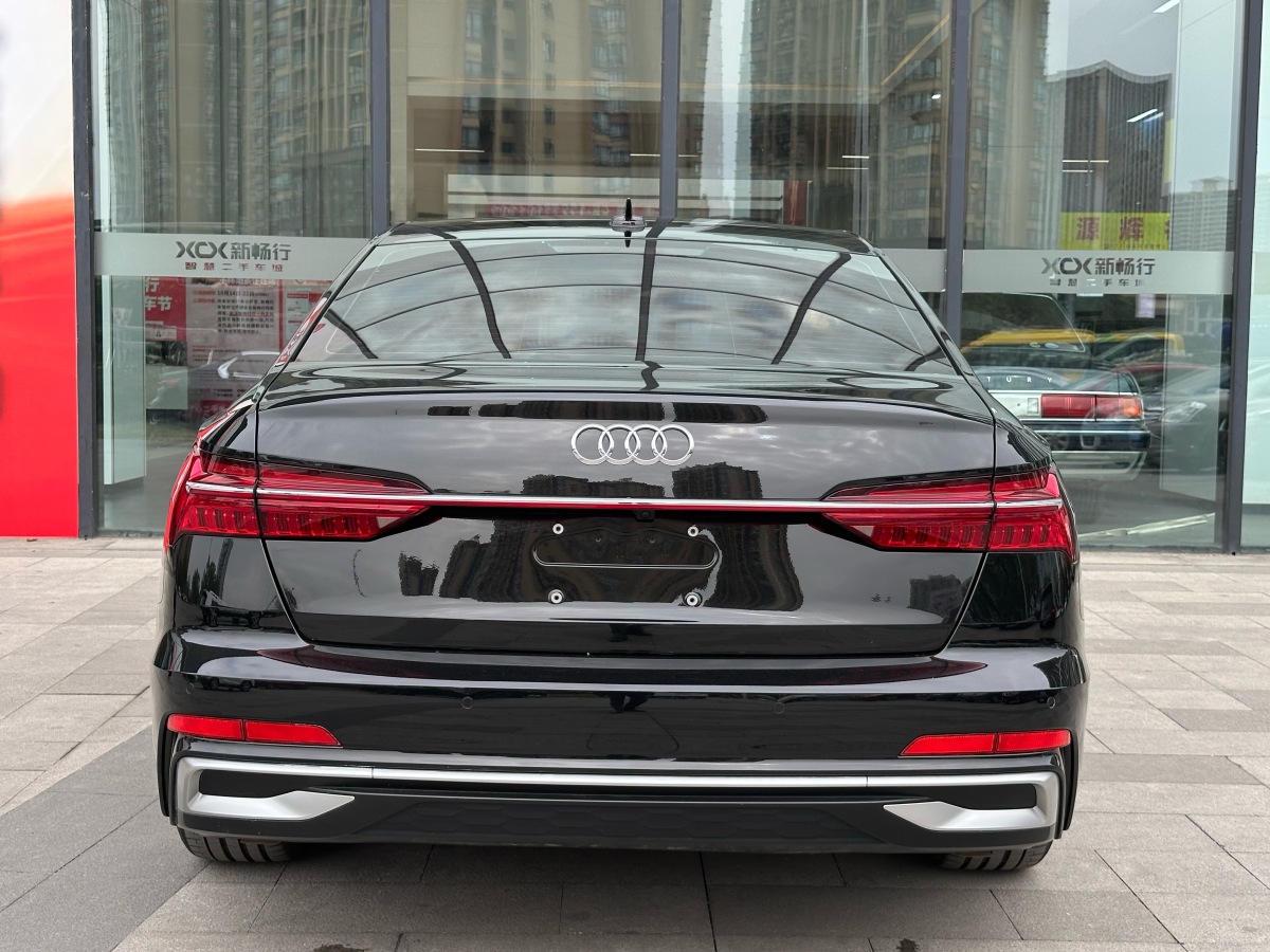 奧迪 奧迪A6L  2024款 45 TFSI 臻選動感型圖片