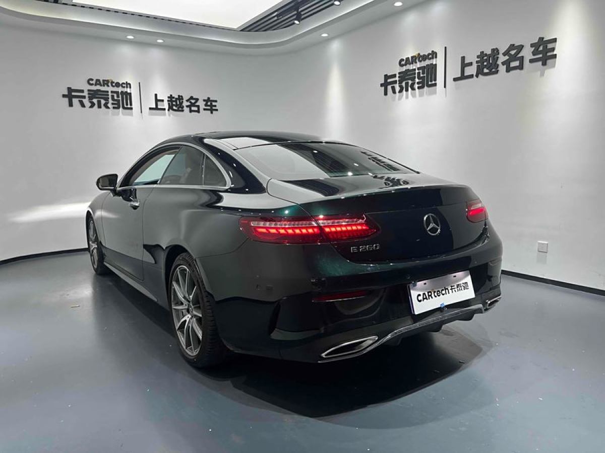 奔馳 奔馳E級(jí)  2023款 改款 E 260 轎跑車圖片