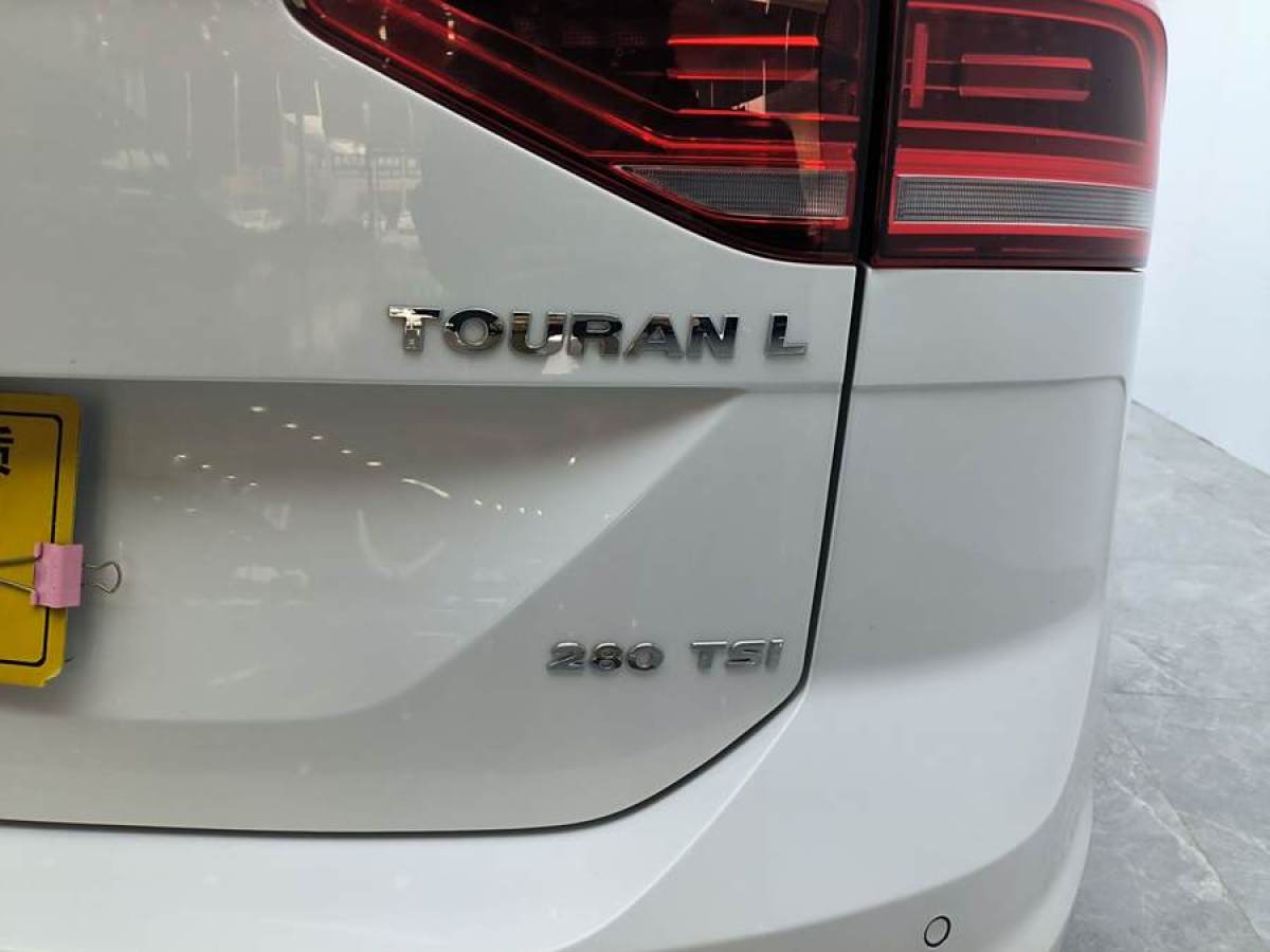 2017年6月大眾 途安  2022款 途安L 280TSI DSG舒適版 7座