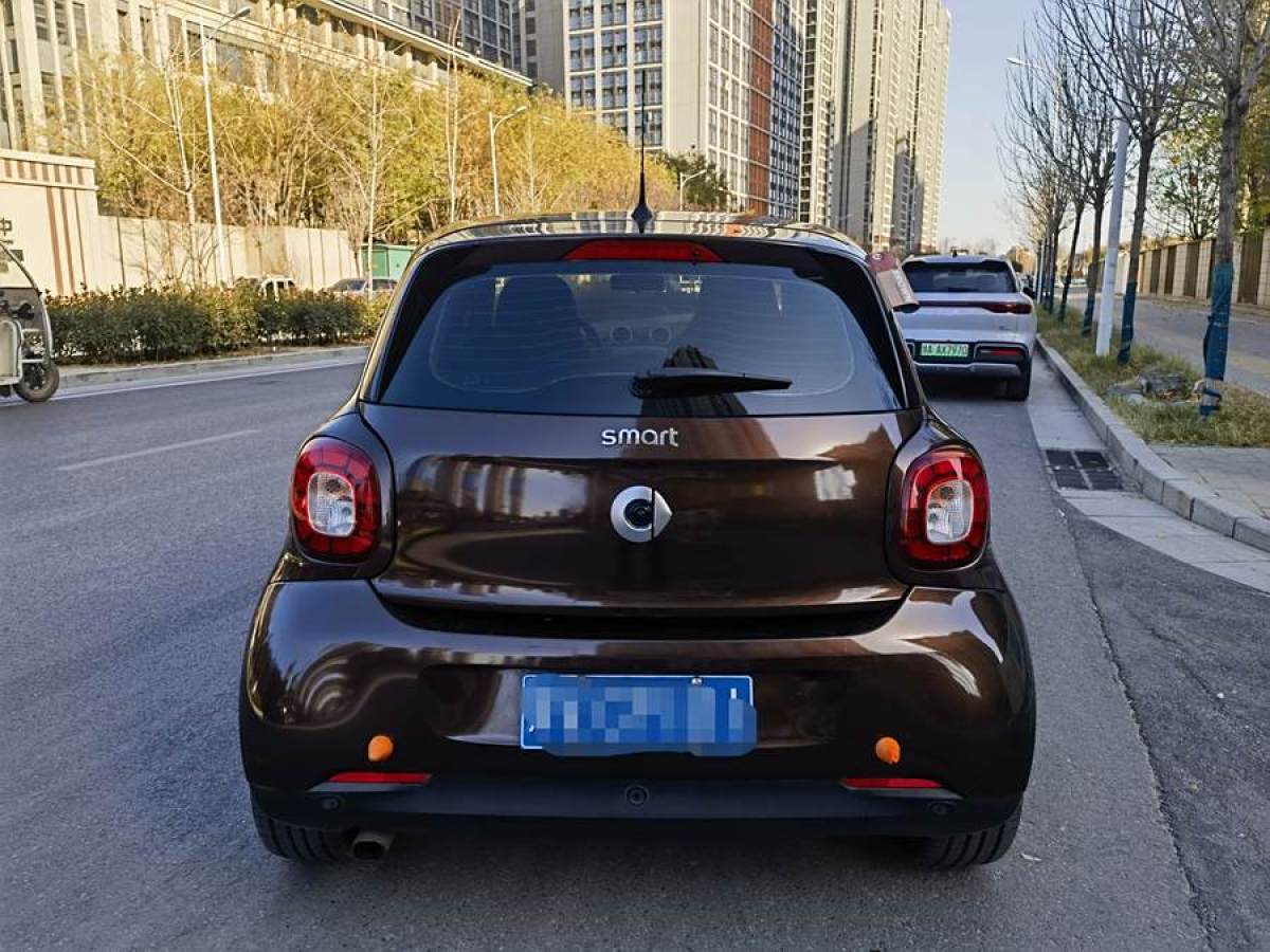 smart forfour  2016款 0.9T 66千瓦極致版圖片