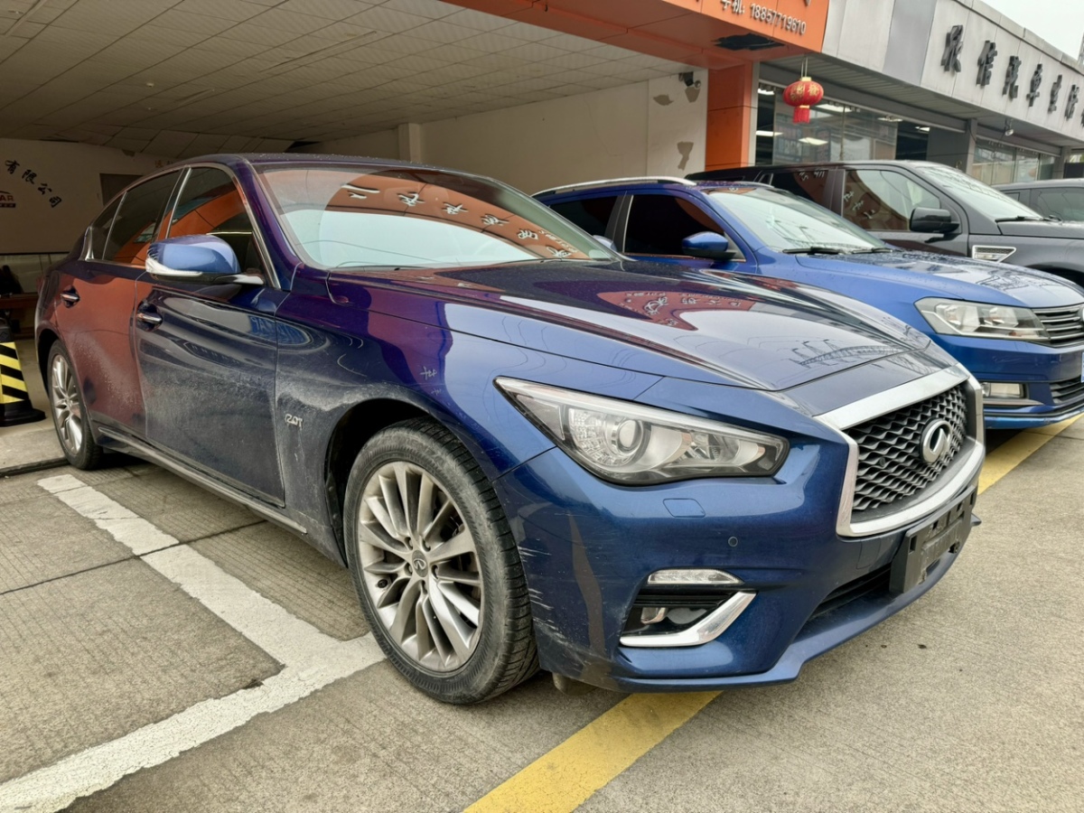 2021年9月英菲尼迪 Q50L  2021款 2.0T 逸享版