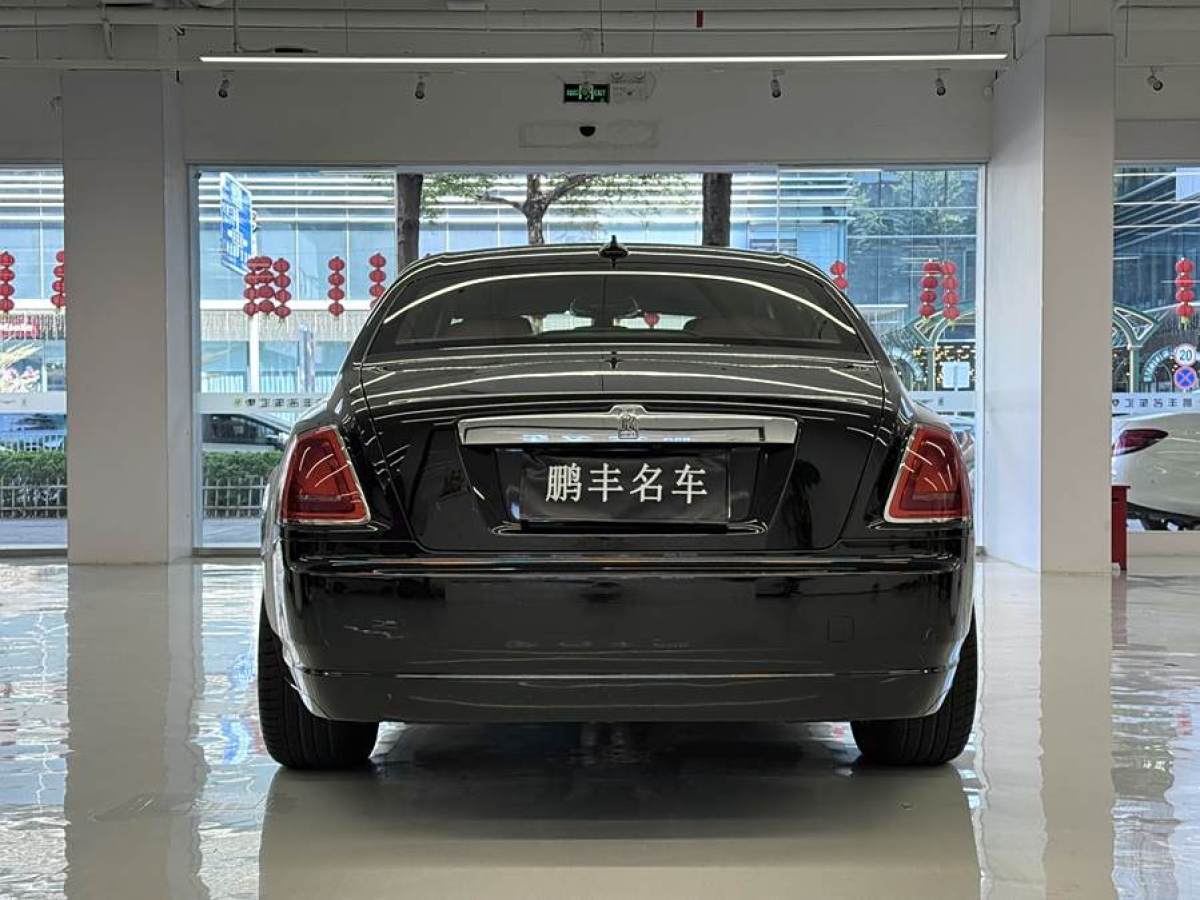 2012年12月勞斯萊斯 古思特  2010款 6.6T 標(biāo)準(zhǔn)版