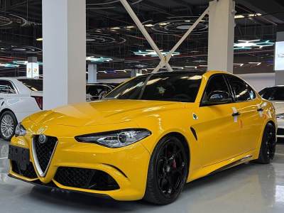 2019年10月 阿爾法·羅密歐 Giulia 2.0T 280HP 豪華版圖片