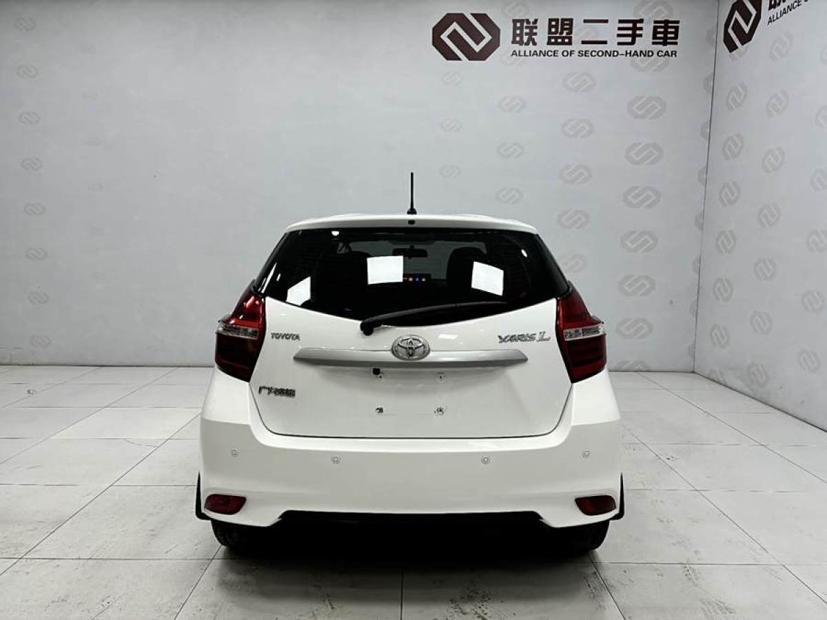 豐田 YARiS L 致炫  2020款 1.5L CVT領(lǐng)先版圖片