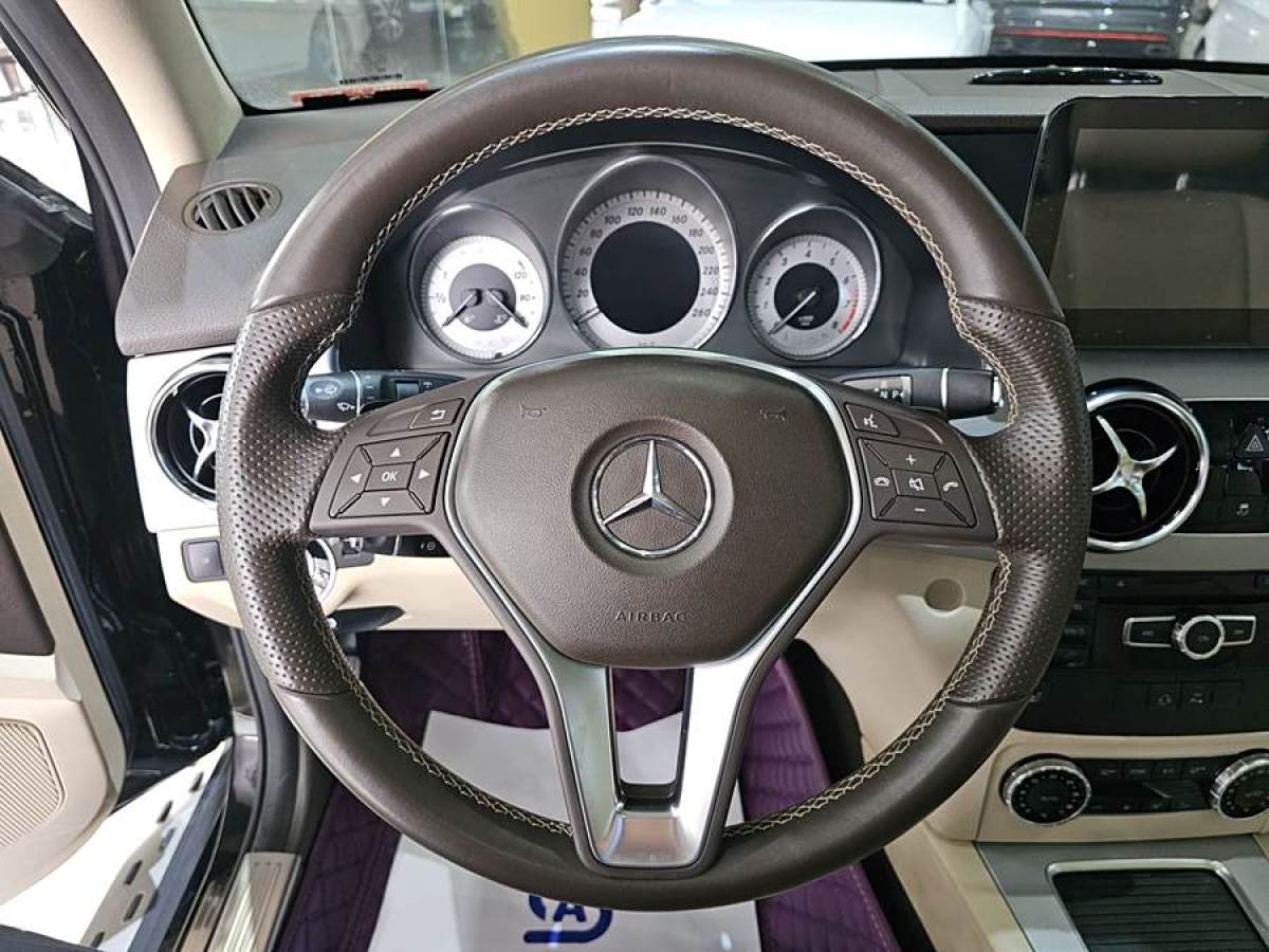 奔馳 奔馳GLK級  2013款 GLK 300 4MATIC 動感天窗型圖片