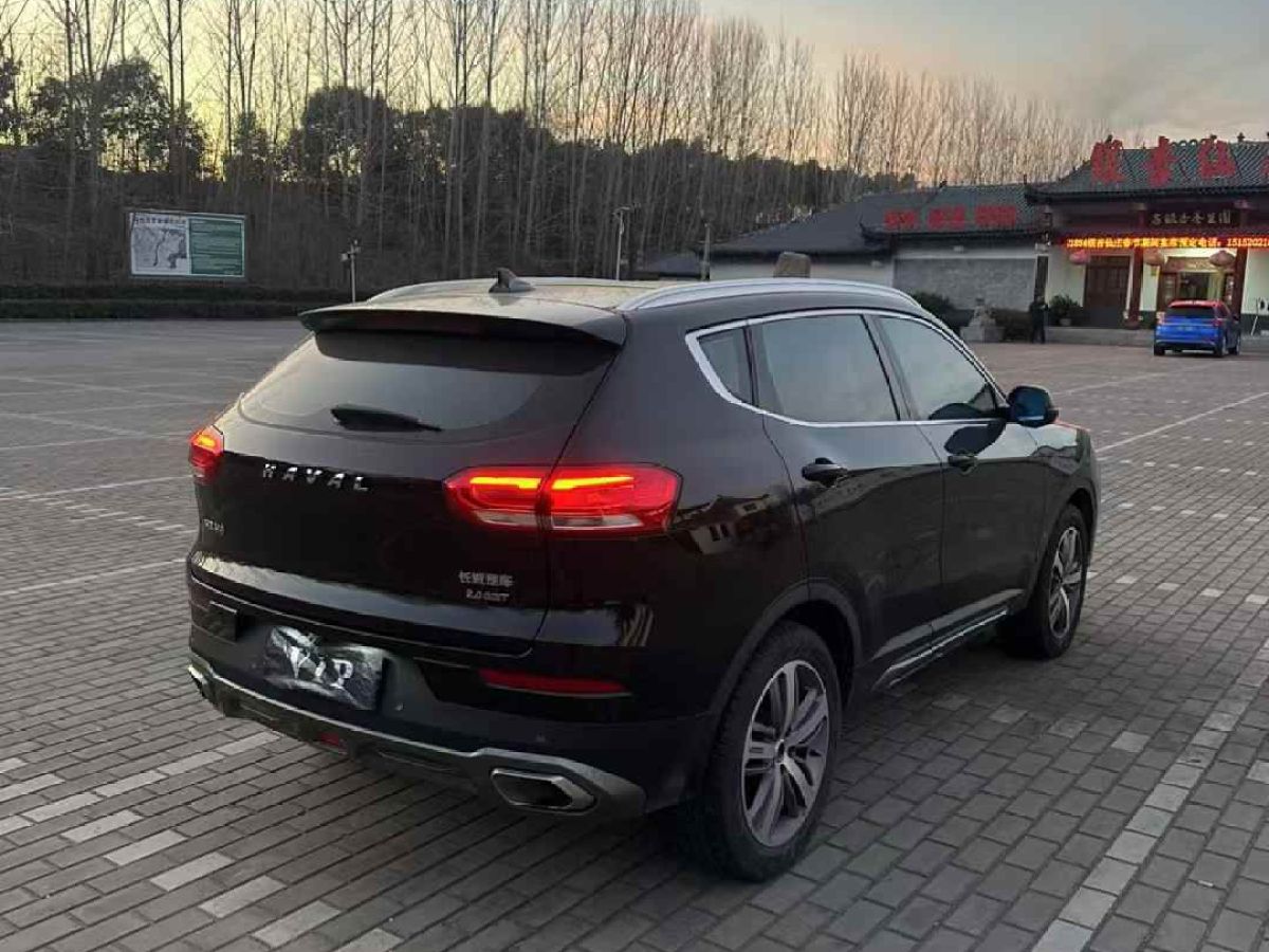 哈弗 H6  2018款 紅標(biāo)H6 COUPE 1.5T DCT兩驅(qū)豪華型圖片