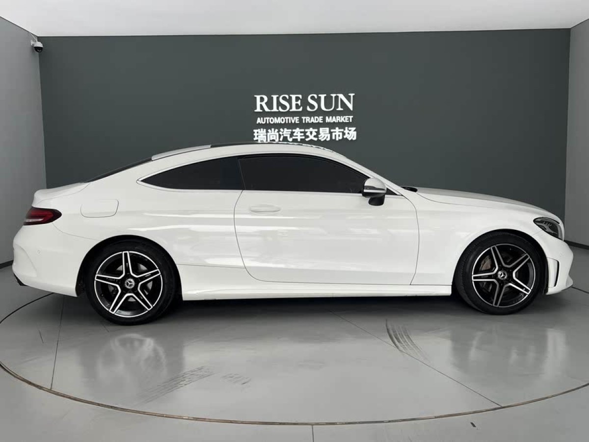 奔馳 奔馳C級(jí)  2020款 C 260 轎跑車圖片
