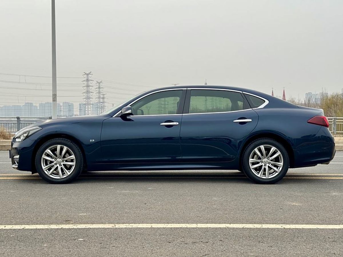 英菲尼迪 Q70  2017款 Q70L 2.5L 精英版圖片