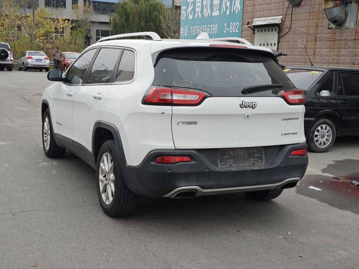 Jeep 自由光  2017款 2.4L 領(lǐng)先版圖片