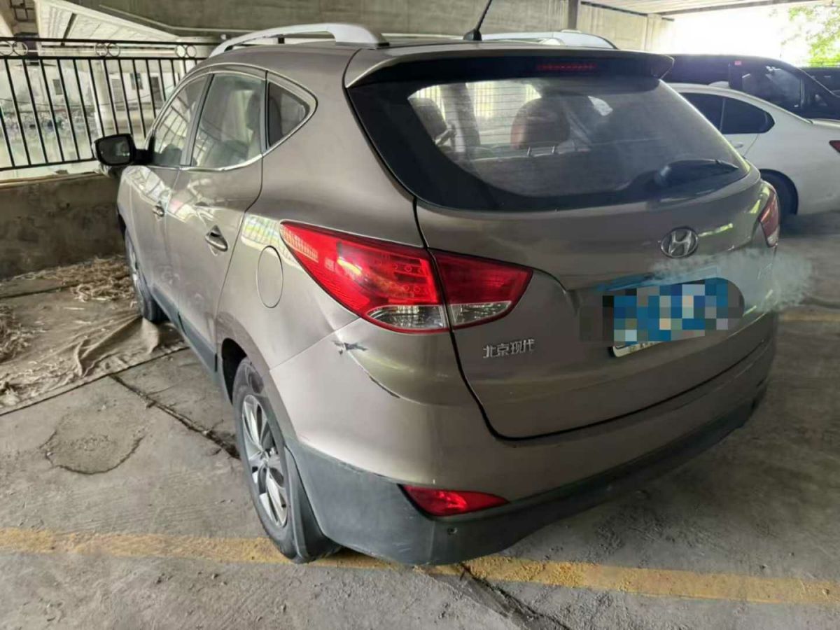 現(xiàn)代 ix25  2016款 1.6T 雙離合兩驅(qū)尊貴型DLX圖片