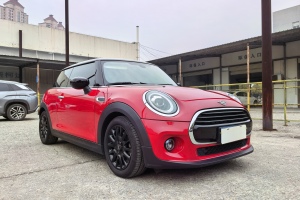 MINI MINI 1.5T COOPER 經(jīng)典派