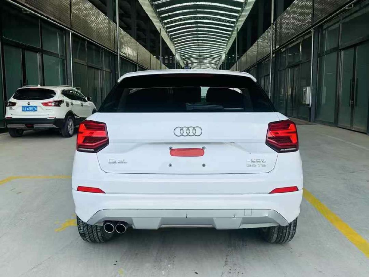 奧迪 奧迪Q3  2019款  35 TFSI 時尚動感型圖片