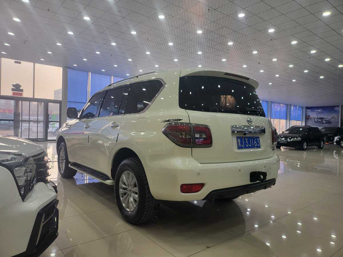 日產(chǎn) 途樂  2018款 4.0L 鉑金型圖片