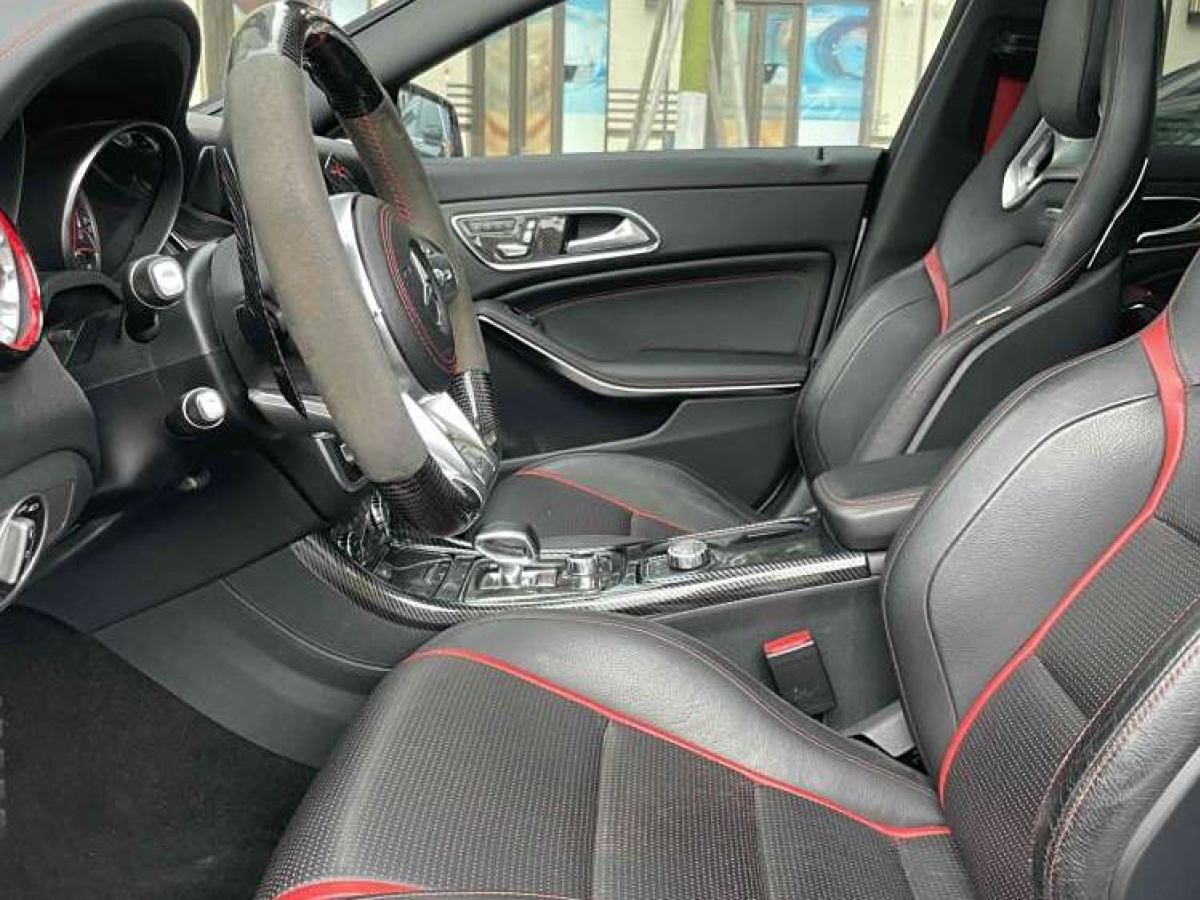 奔驰 奔驰CLA级AMG  2017款 改款 AMG CLA 45 4MATIC图片