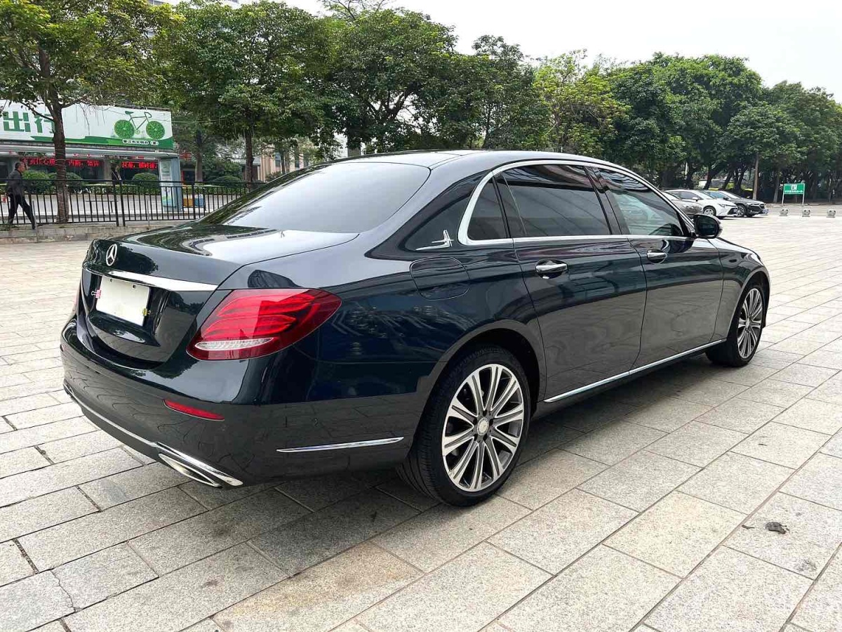 奔馳 奔馳E級  2017款 E 300 L 豪華型圖片