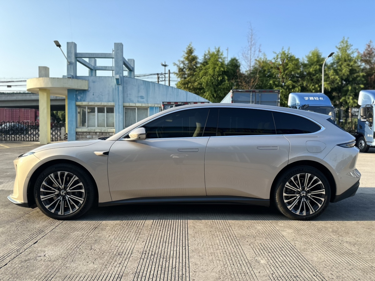 2023年8月蔚來(lái) 蔚來(lái)ET5T  2023款 75kWh Touring