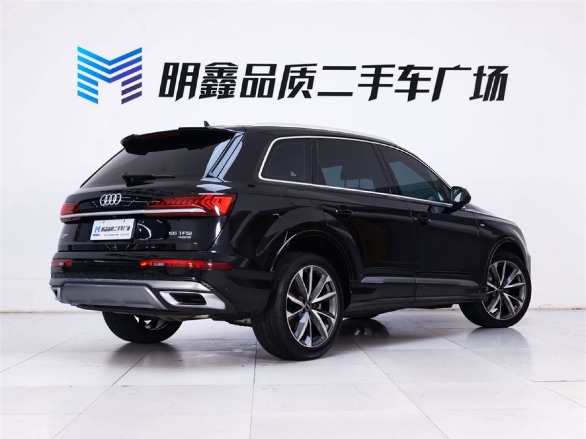 奧迪 奧迪Q7  2023款 55 TFSI quattro S line運動型圖片