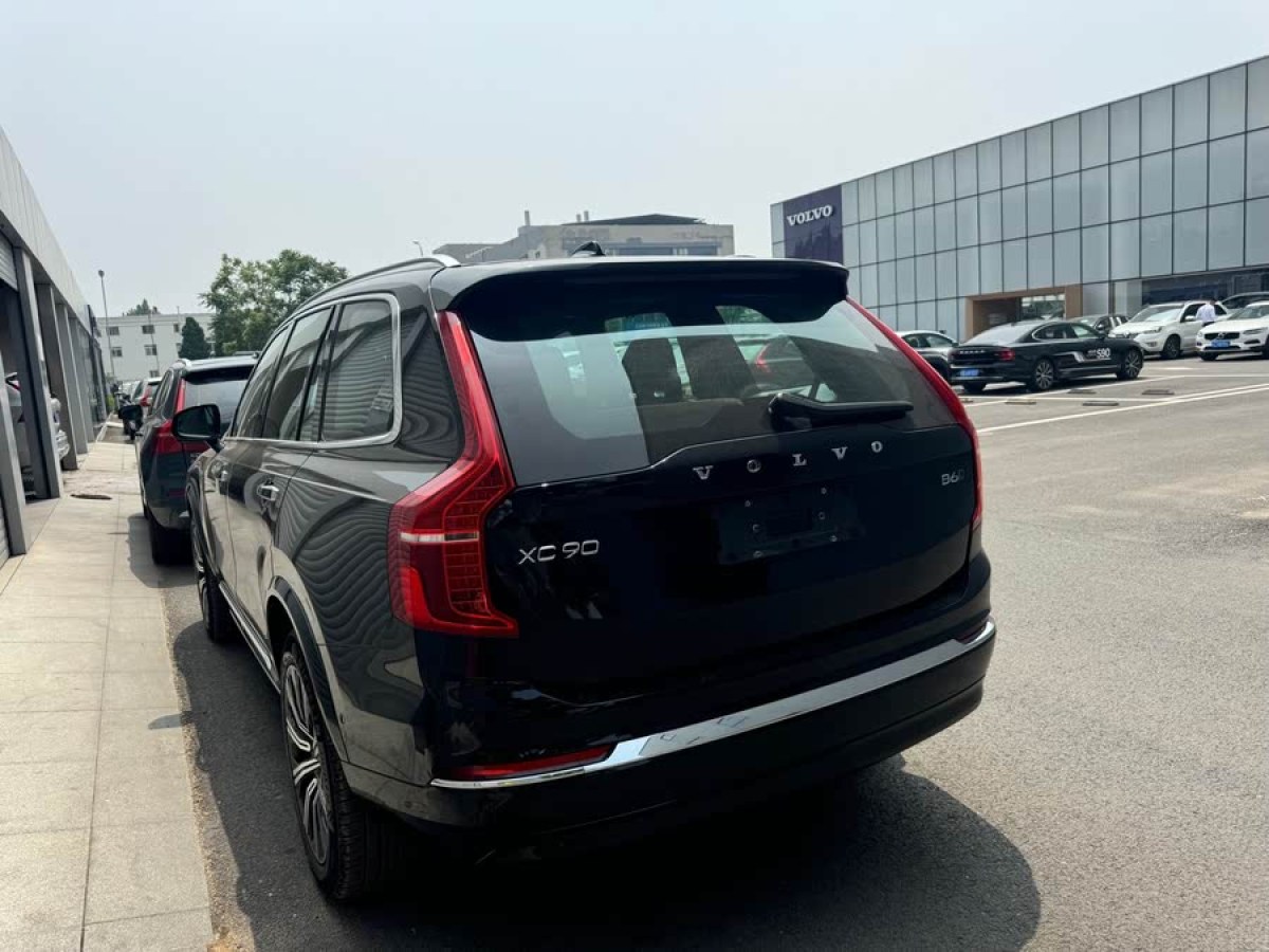 沃爾沃 XC90  2025款 B6 智雅豪華版 7座圖片
