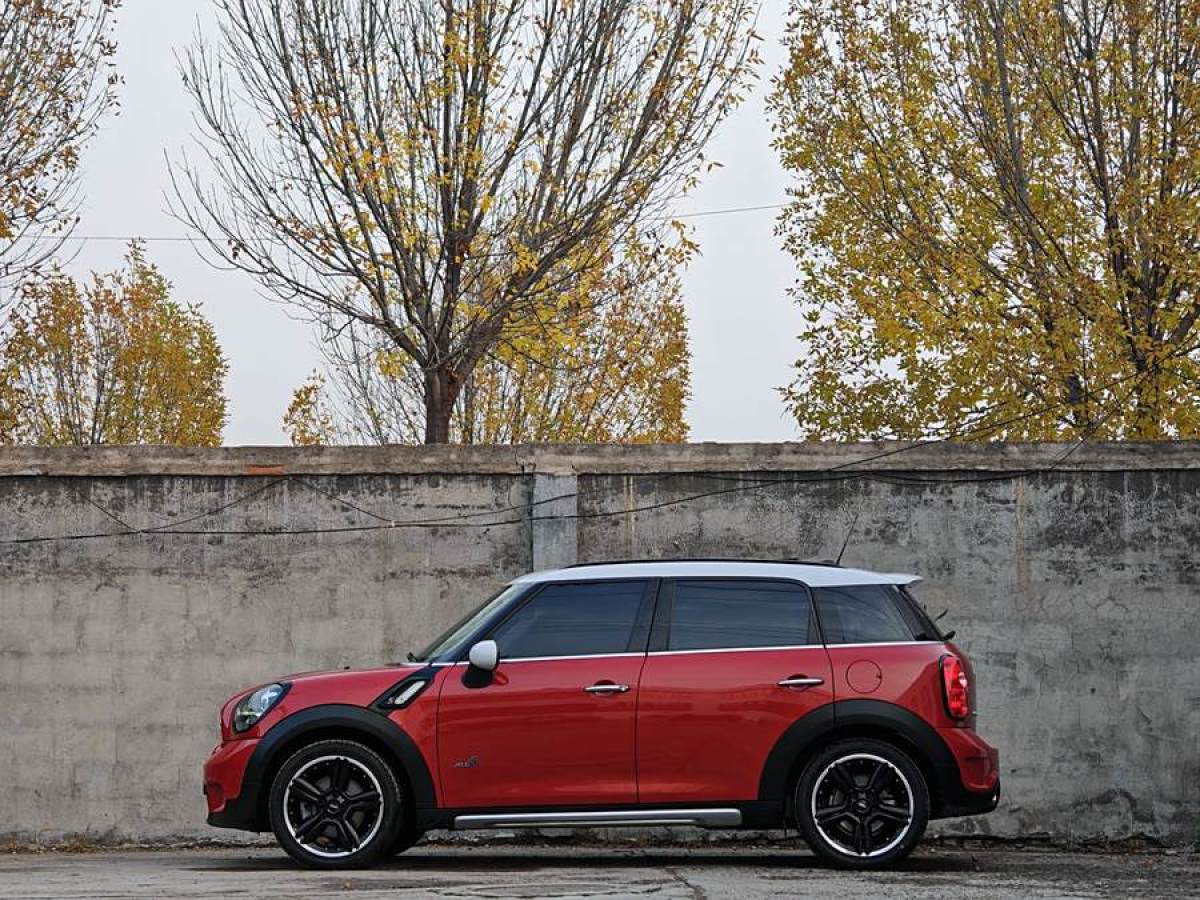 MINI COUNTRYMAN  2016款 1.6T COOPER S ALL4 裝備控圖片