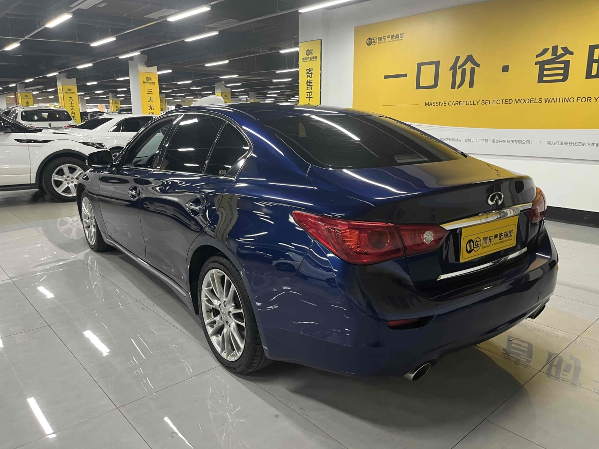 英菲尼迪 Q50L  2016款 2.0T 進(jìn)取版圖片