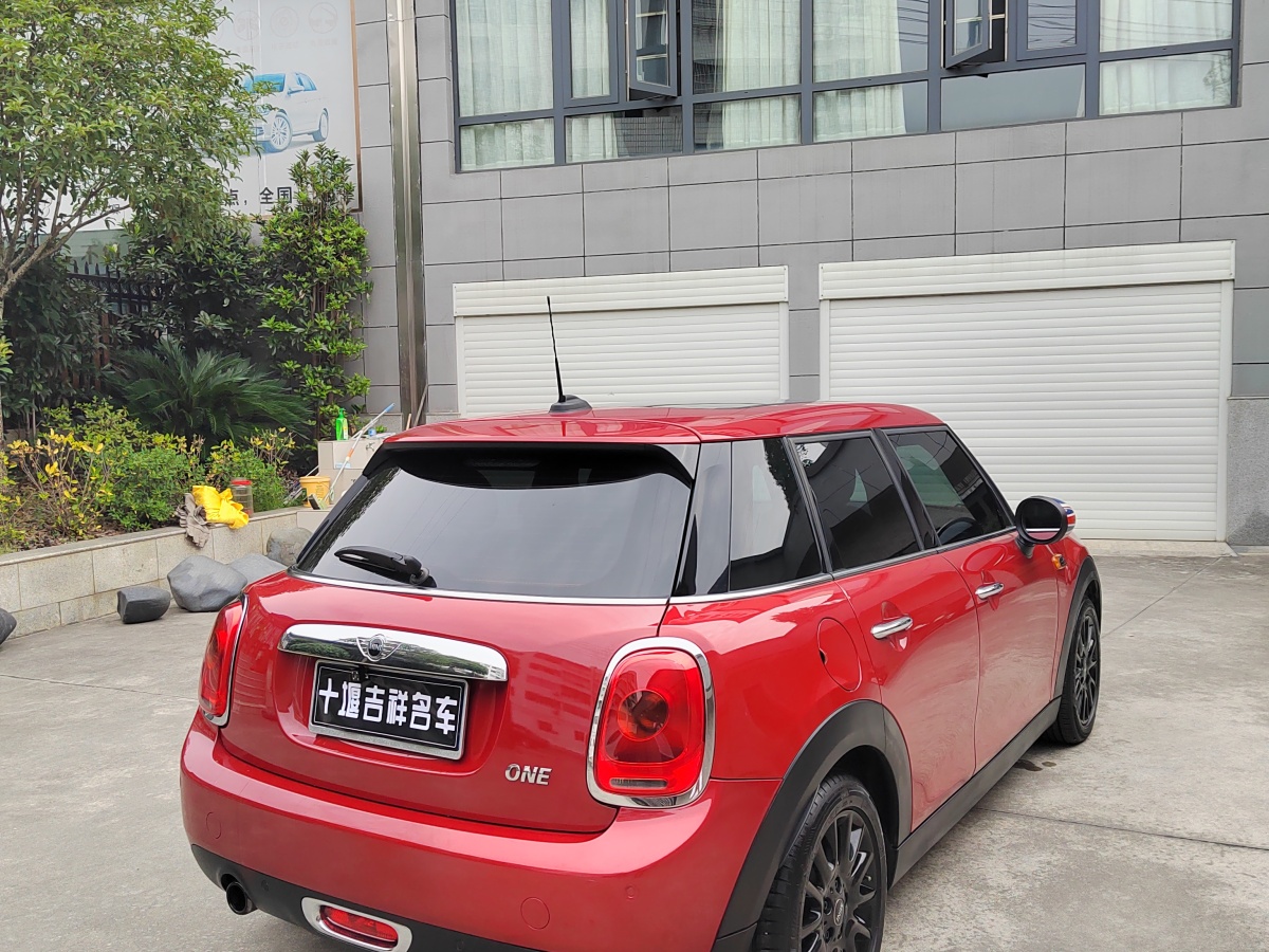 MINI MINI  2016款 1.2T ONE 先鋒派 五門版圖片