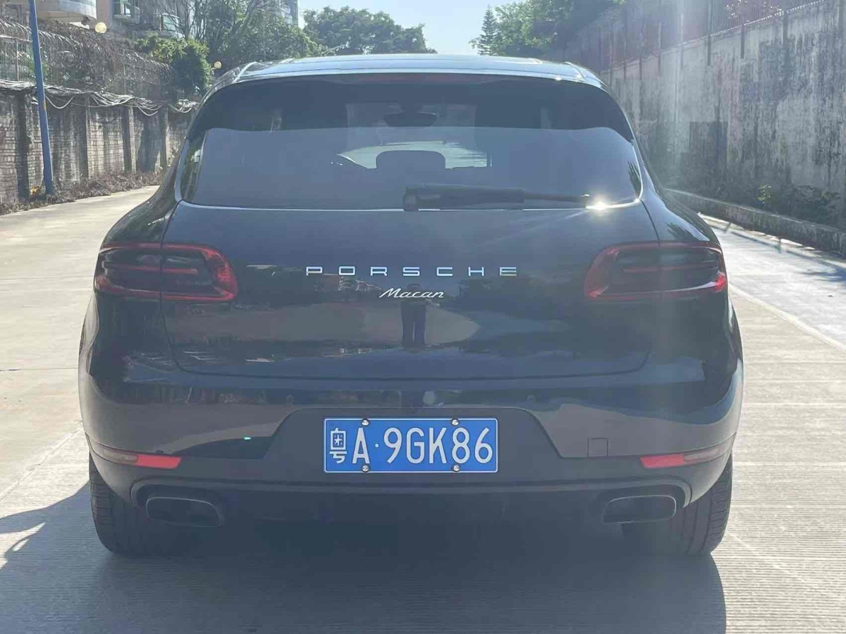 保時(shí)捷 Macan  2014款 Macan 2.0T圖片