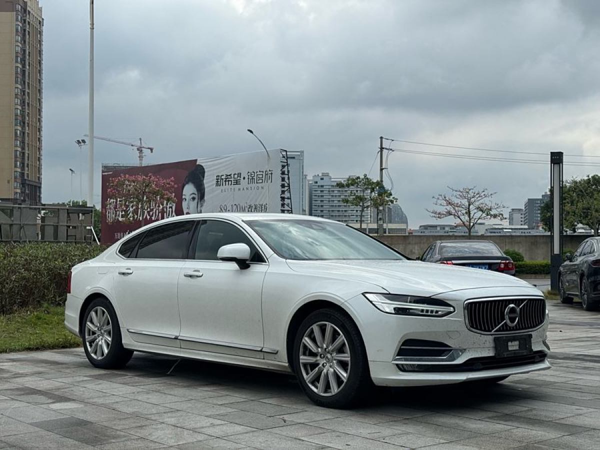 沃爾沃 S90  2020款 改款 T5 智逸豪華版圖片