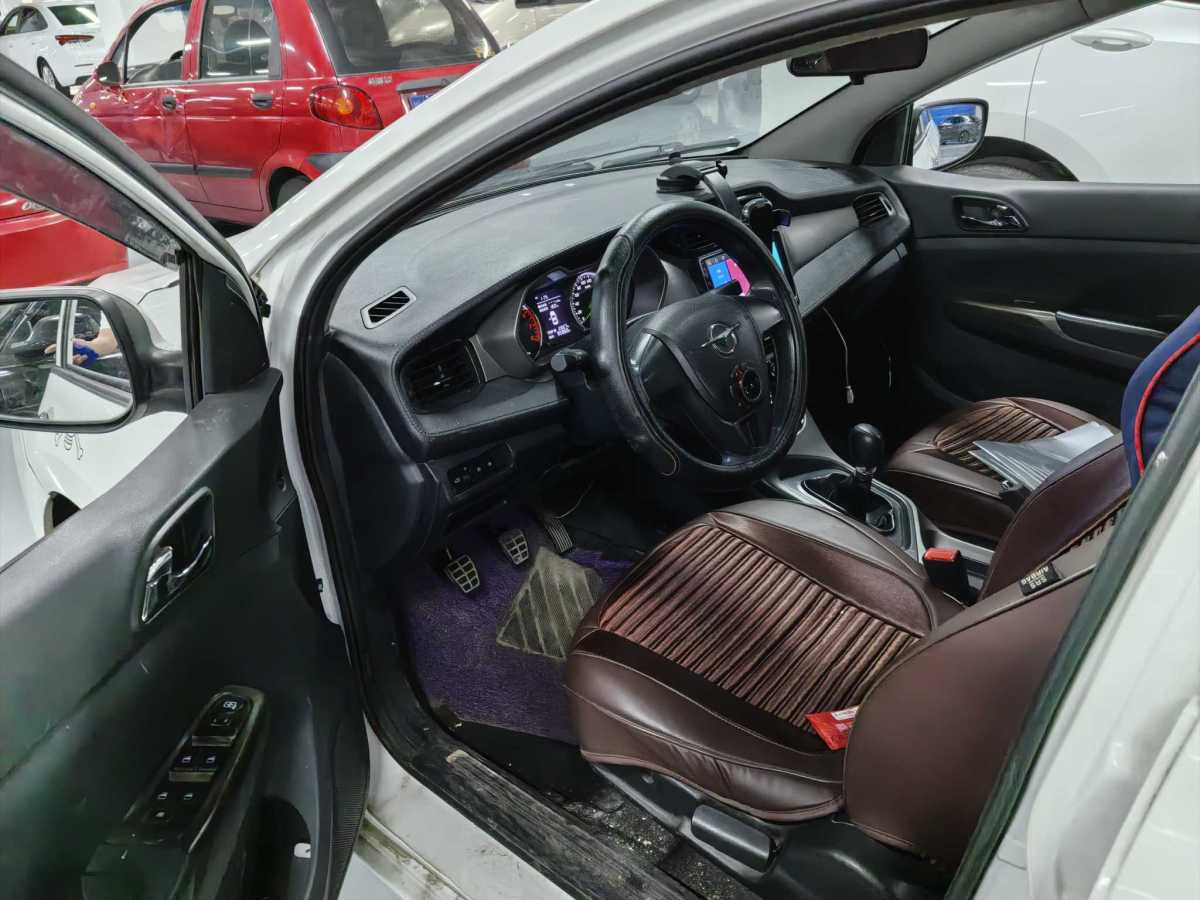 海马 M3  2016款 1.5L 手动智能舒适型图片