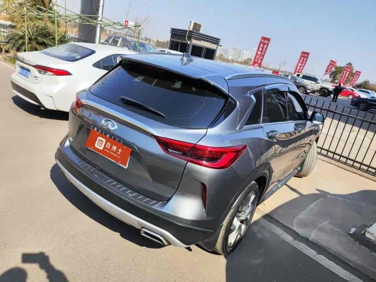 英菲尼迪 QX50  2020款 改款 2.0T 四驅(qū)領(lǐng)航版圖片