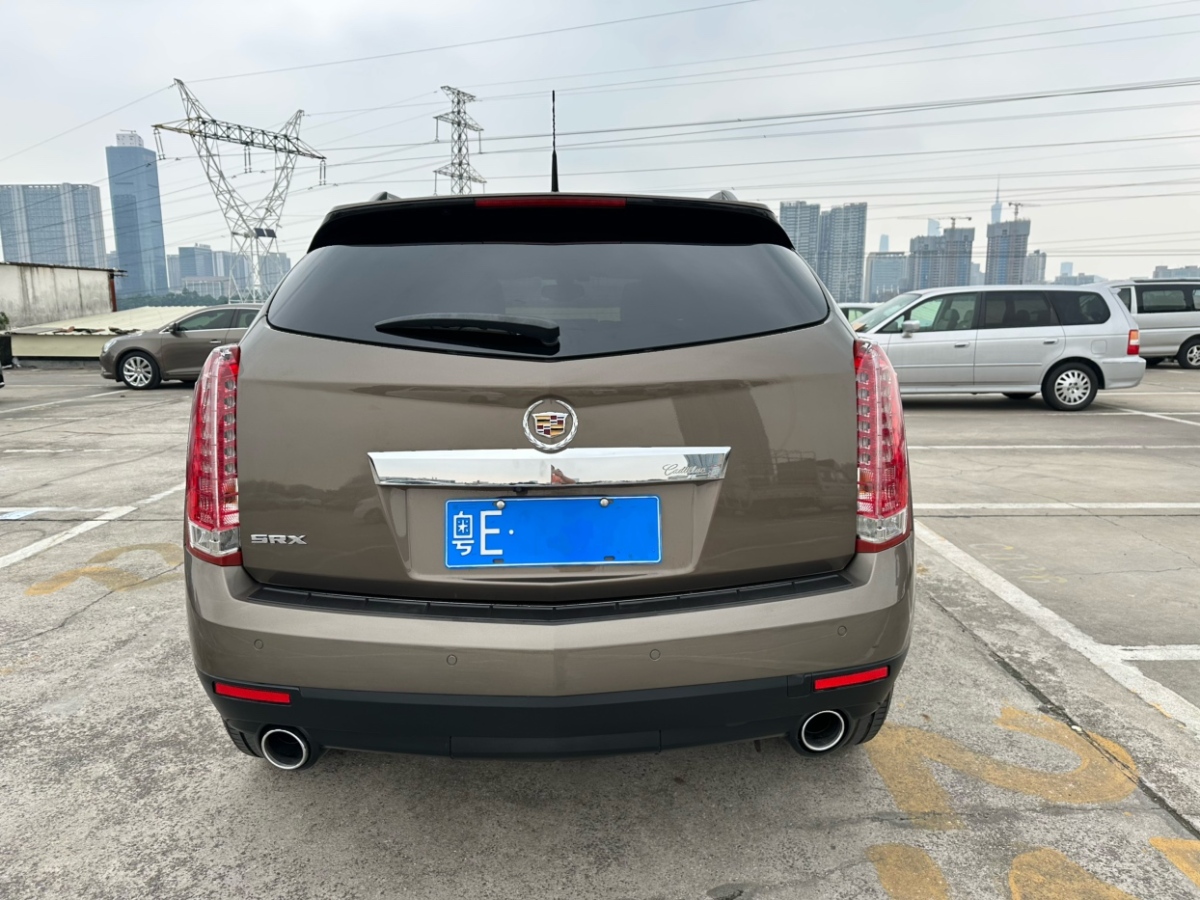 凱迪拉克 SRX  2015款 3.0L 精英型圖片