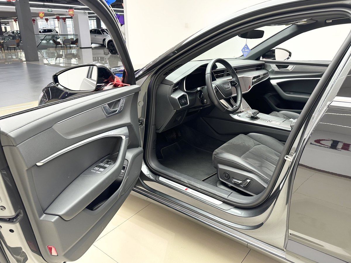 奧迪 奧迪A6L  2024款 45 TFSI 臻選動感型圖片